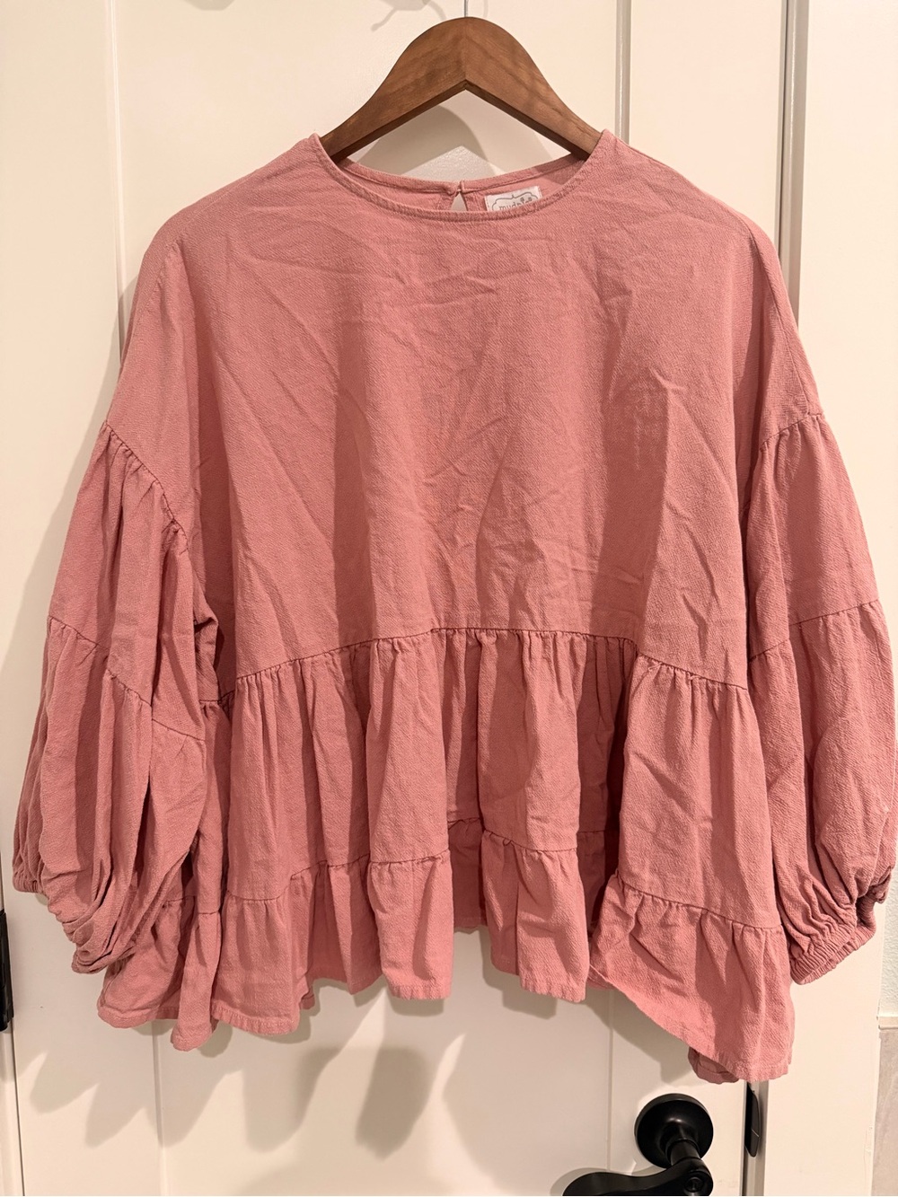 Mud Pie Dusty Rose Tiered Ruffle Tiered Layers Open Back Loop Blouse Boxy Flow S